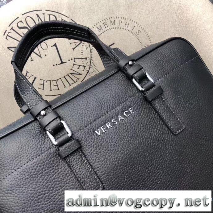 ビジネスバッグ 2019年の夏のマスト 春夏の流行りトップス プラダ PRADA