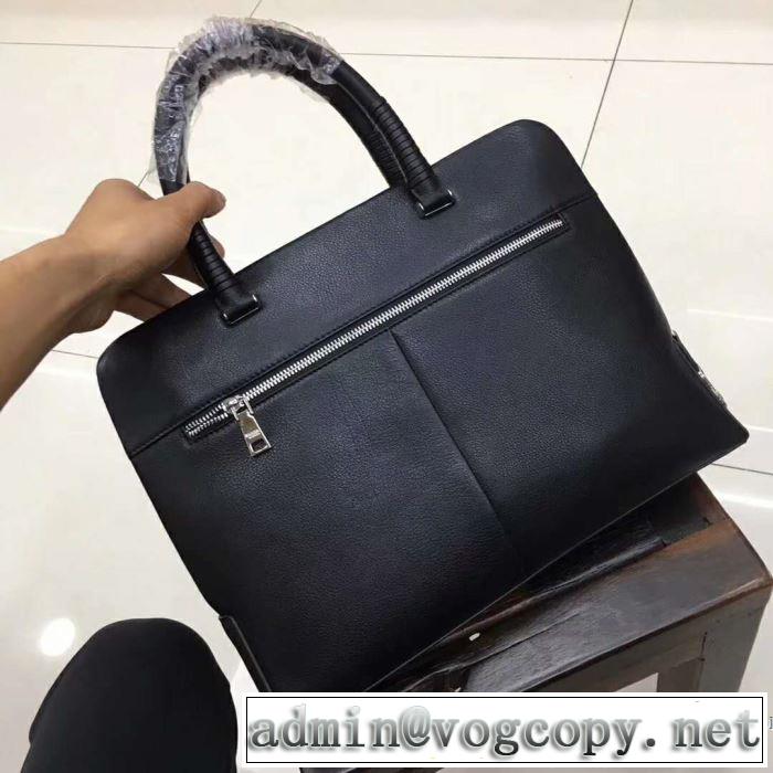 プラダ PRADA ビジネスバッグ 今季トレンドの限定アイテム 2019年の春夏に着たい