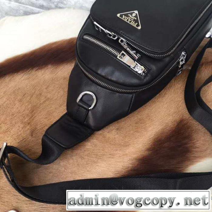 2019年の夏のマスト プラダ PRADA ショルダーバッグ 素敵なスタイルで夏の定番