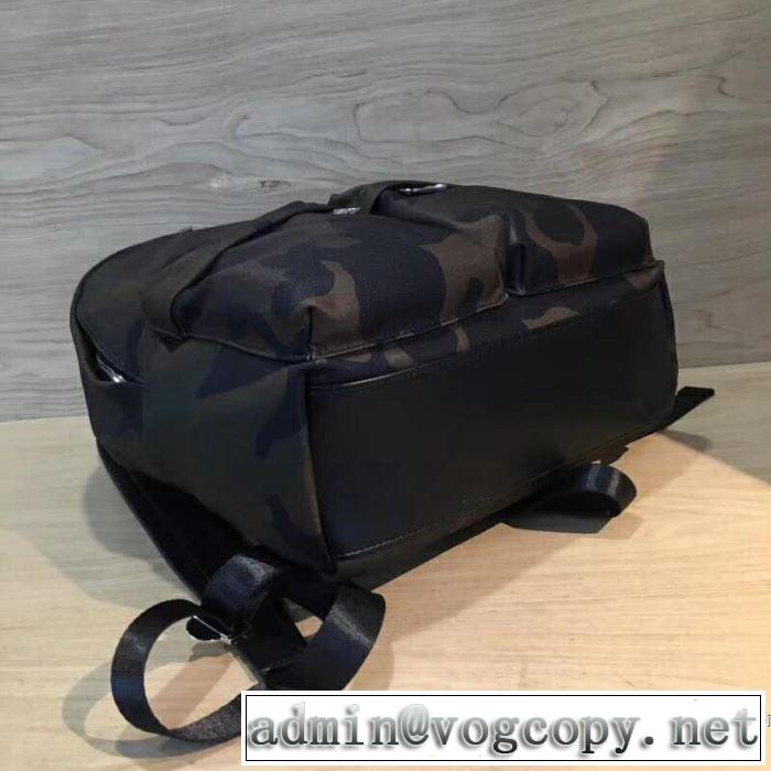 リュック  今期のトレンド定番アイテム 【2019年】夏のファッション プラダ PRADA