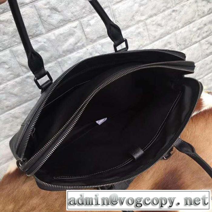 ビジネスバッグ 今期注目のブランドトレンド 夏おすすめ人気ブランドアイテム プラダ PRADA
