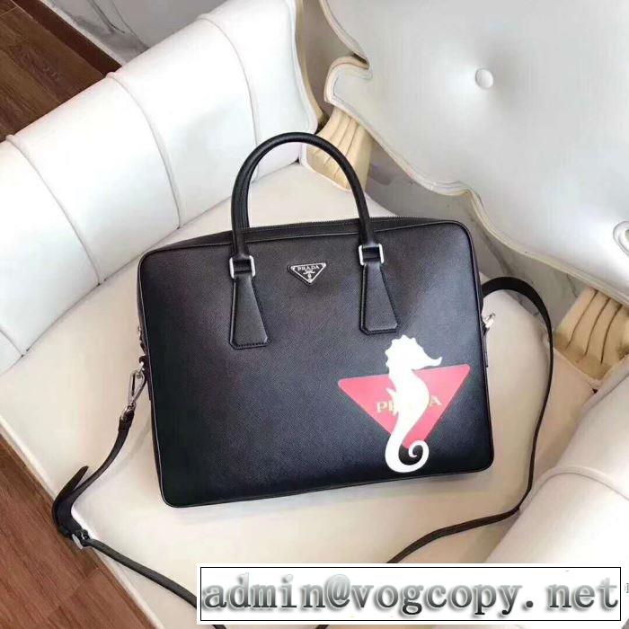 プラダ PRADA ビジネスバッグ 《2019年》今、注目のストリート 春夏のトレンドアイテム