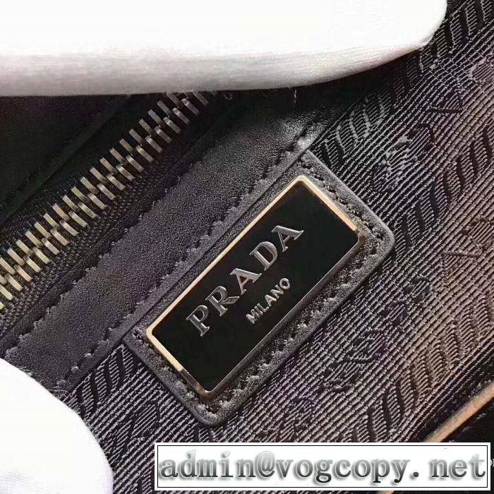 プラダ PRADA ビジネスバッグ 《2019年》今、注目のストリート 春夏のトレンドアイテム