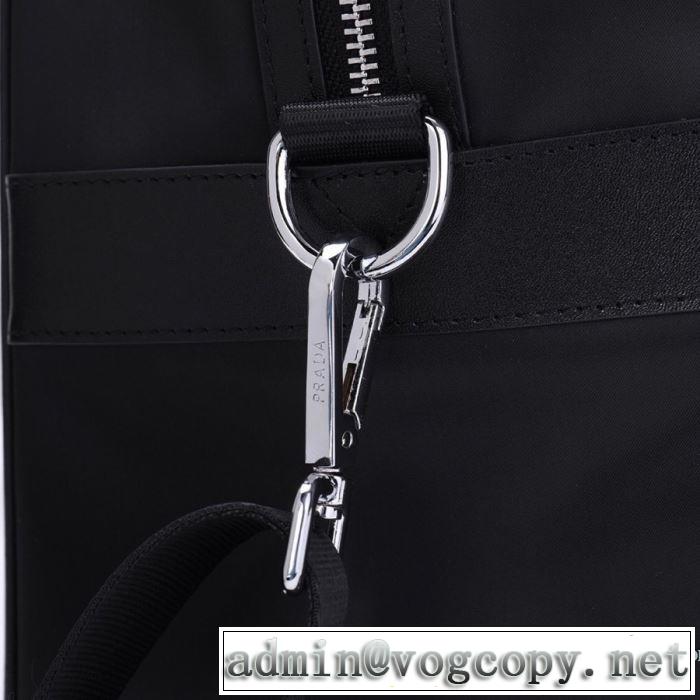 プラダ 今年の流行りファション PRADA 最新秋冬トレンドをチェック！2019-20秋冬 ハンドバッグ 絶対おさえるべきカラーと最新