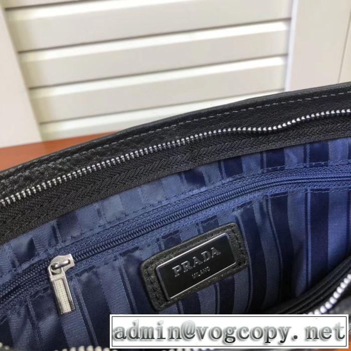 PRADA 機能性が良くブランド新品 プラダ 2019-2020秋冬のファッション 今季トレンド新作はこれ ポーチ 秋冬に大注目のカラー