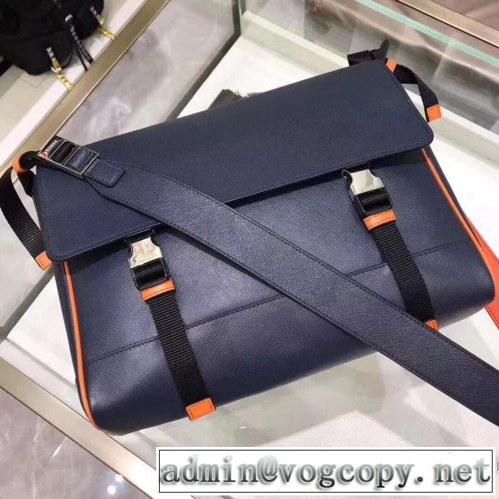 秋にこれがはやりそう プラダ PRADA 注目の秋ファッション一番 ハンドバッグ 2019秋冬トレンド押さえておきたい