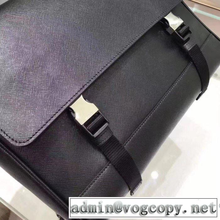 秋にこれがはやりそう プラダ PRADA 注目の秋ファッション一番 ハンドバッグ 2019秋冬トレンド押さえておきたい