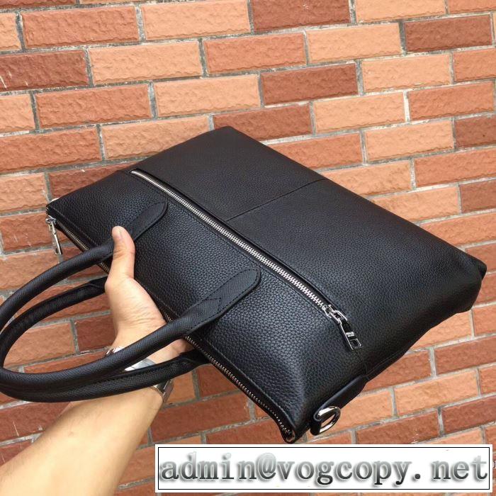 PRADA ヒットする秋冬コレクション プラダ 2019トレンドアイテム激安  ハンドバッグ  秋冬ファッションコーディネート