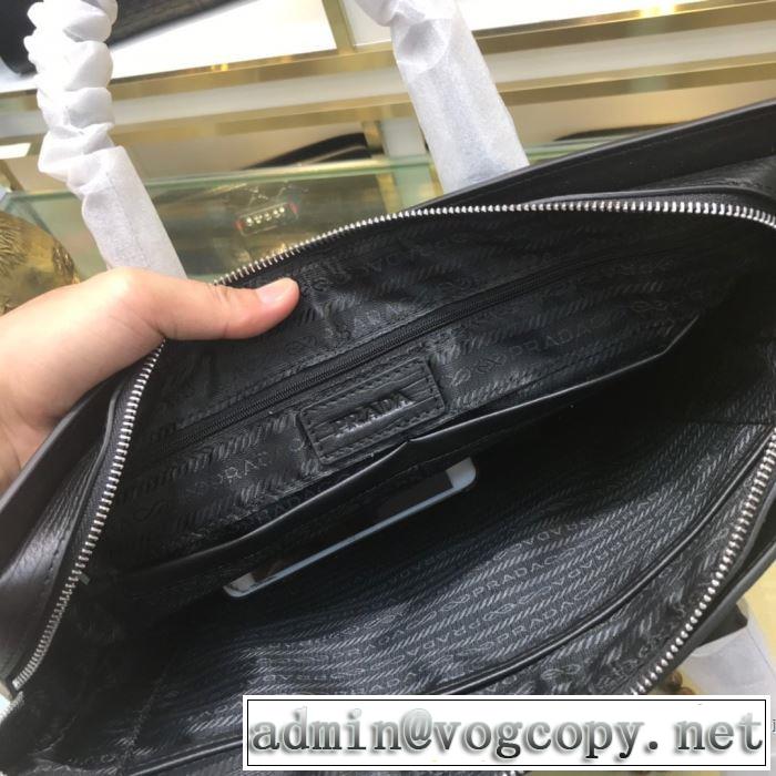 ハンドバッグ  おしゃれでおすすめ今季トレンド プラダ 2019トレンドファッション新品 PRADAおススメの秋冬アイテムをCHECK