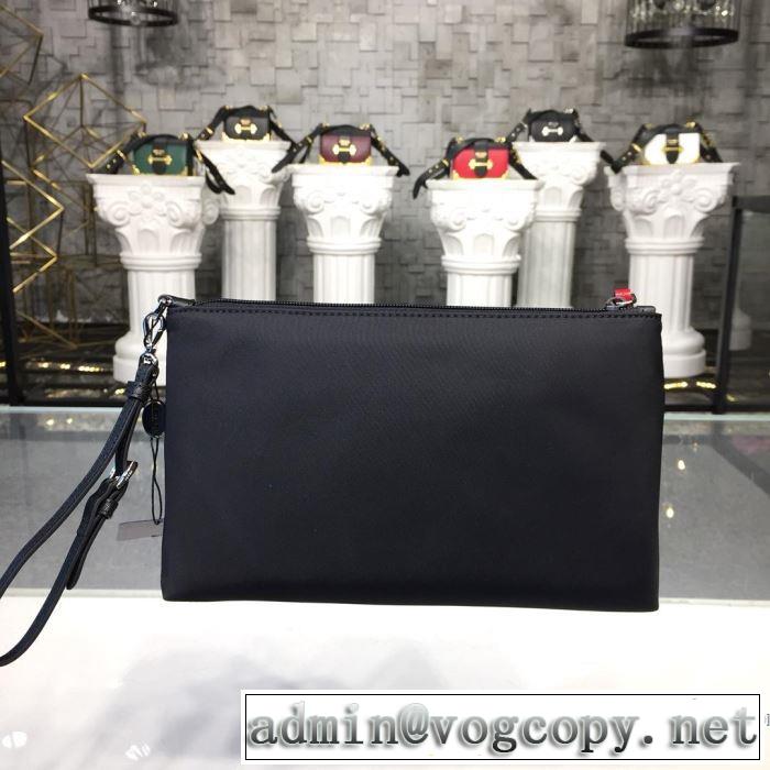 ポーチ  オシャレスタイルが今年流 プラダ 今季トレンド抜け感新品 PRADA 2019-20秋冬取り入れやすい