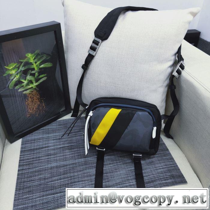 秋冬とれんど新品目立ち  プラダ PRADA 2019秋冬最重要アイテム ミニバッグ ファッション上級者向け