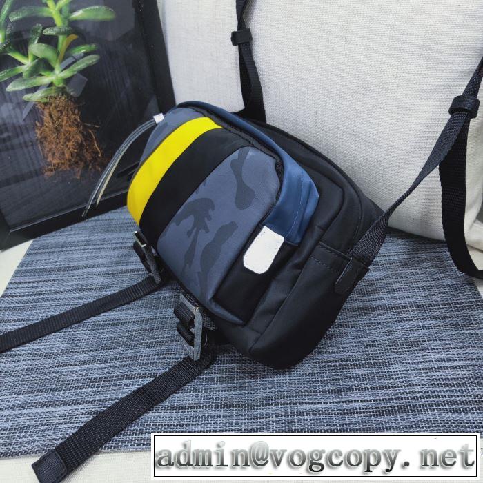 秋冬とれんど新品目立ち  プラダ PRADA 2019秋冬最重要アイテム ミニバッグ ファッション上級者向け
