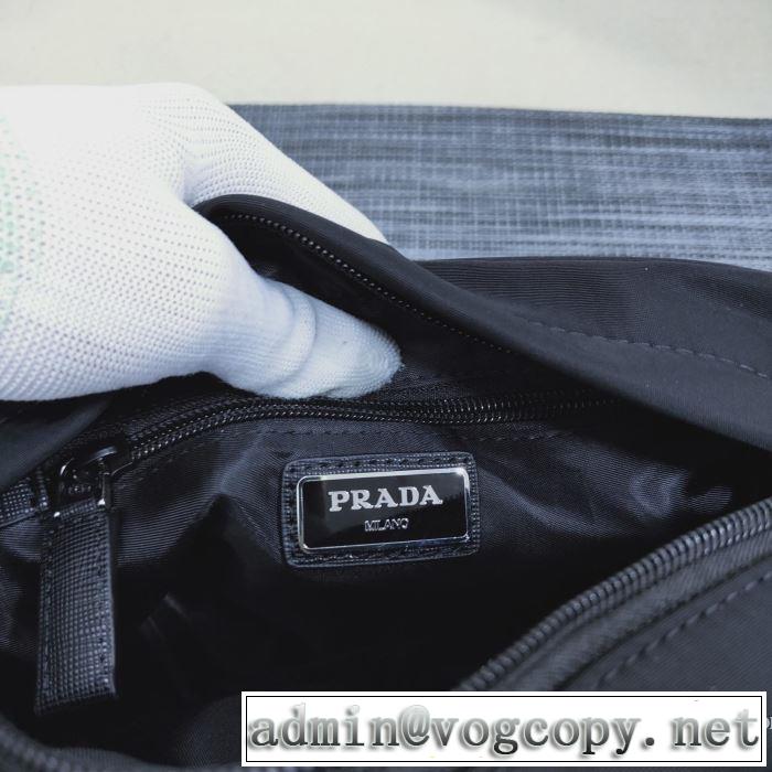 秋冬とれんど新品目立ち  プラダ PRADA 2019秋冬最重要アイテム ミニバッグ ファッション上級者向け