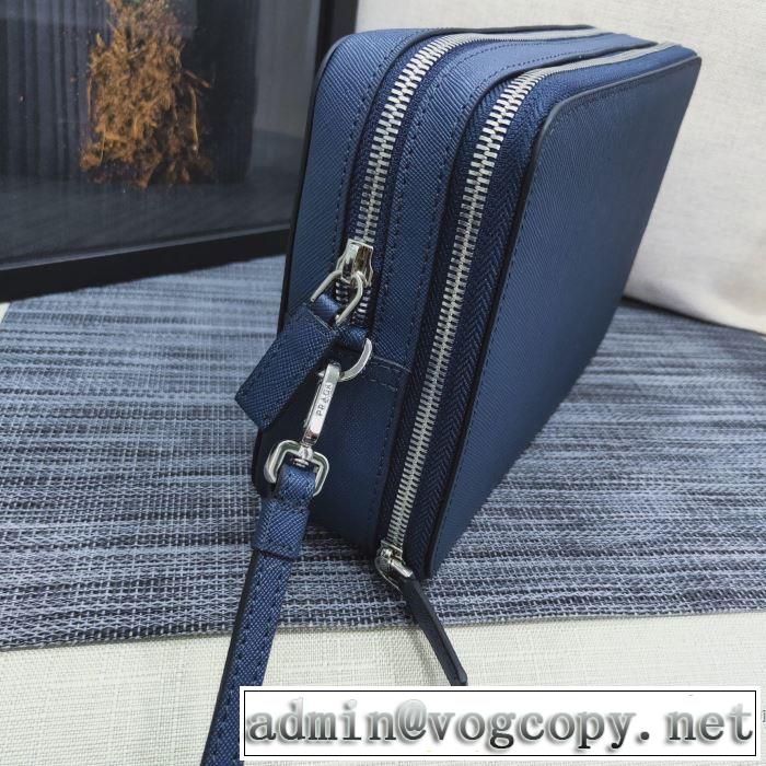 今季トレンドをうまく取り ポーチ お洒落で秋冬注目トレンド プラダ PRADA 【2019秋冬】の注目トレンド