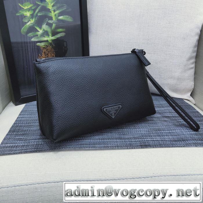 ポーチ オシャレスタイルが今年流 プラダ 今季トレンド抜け感新品 PRADA 2019-20秋冬取り入れやすい