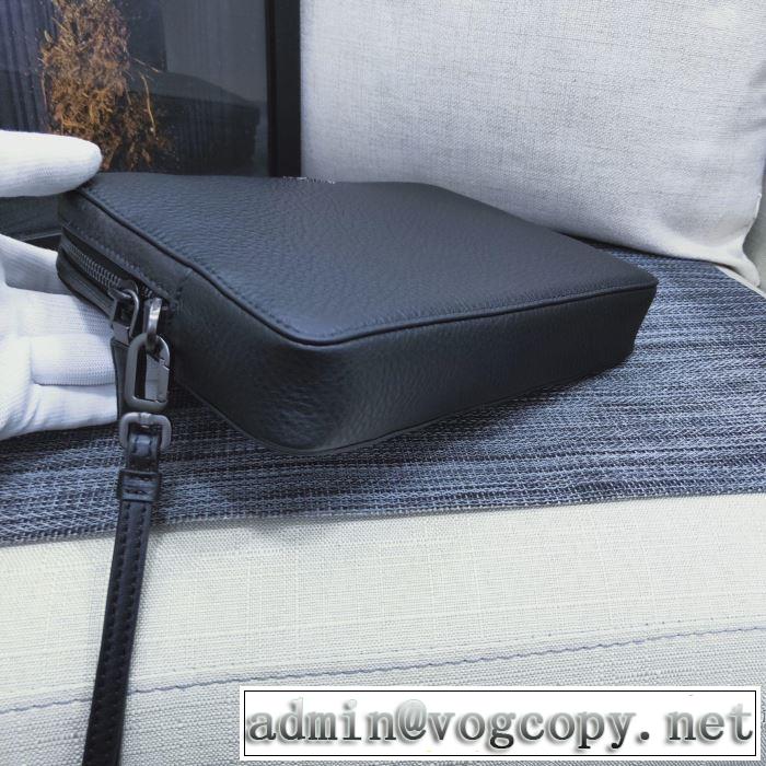 寒い季節トレンド上品 ポーチ プラダ 今年の秋冬のトレンド激安セール PRADA 2019?2020秋冬流行色紹介