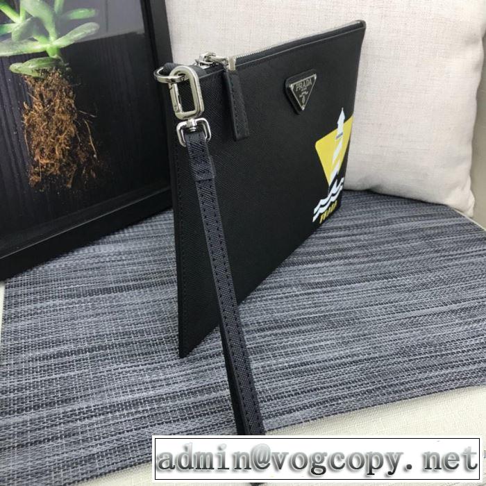 ポーチ 秋冬とれんど新品目立ち プラダ 2019秋冬最重要アイテム PRADA ファッション上級者向け 2色可選