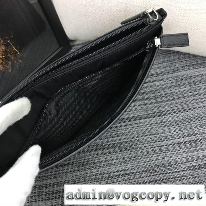 ヒットする秋冬コレクション ポーチ 2019トレンドアイテム激安 プラダ PRADA 秋冬ファッションコーディネート
