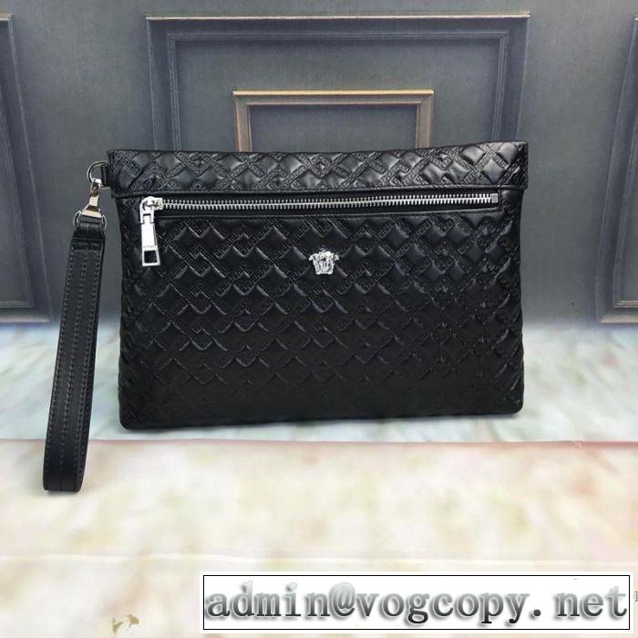 2019春夏も引き続きトレンド ヴェルサーチVERSACE ポーチ る春夏おすすめの人気商品