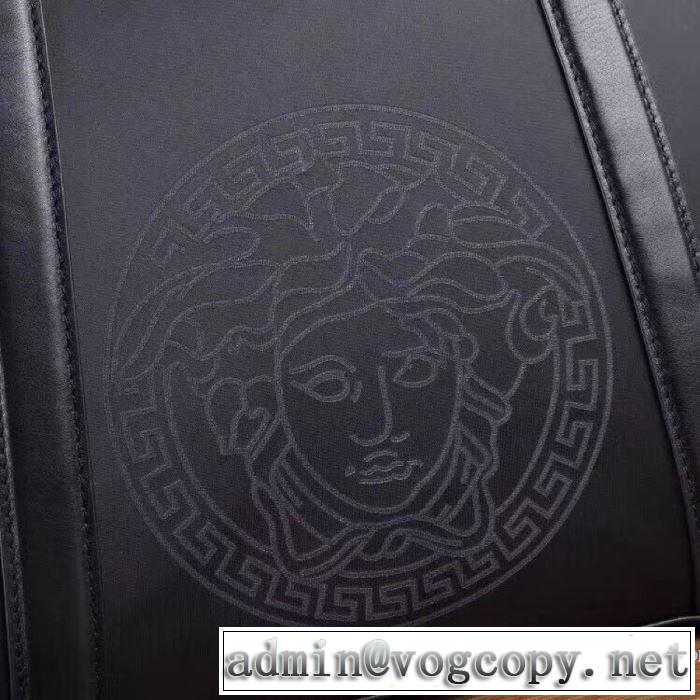 とにかく安心品質MEDUSA HEADナイロンビジネスバッグ メンズおすすめプレゼント ヴェルサーチ コピー ハンドバッグ 大容量