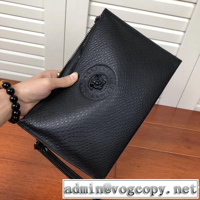 おしゃれレザーポーチメンズVERSACE　GRECA ARES POUCHヴェルサーチコピー激安エレガントクラッチバッグ 人気ランキング