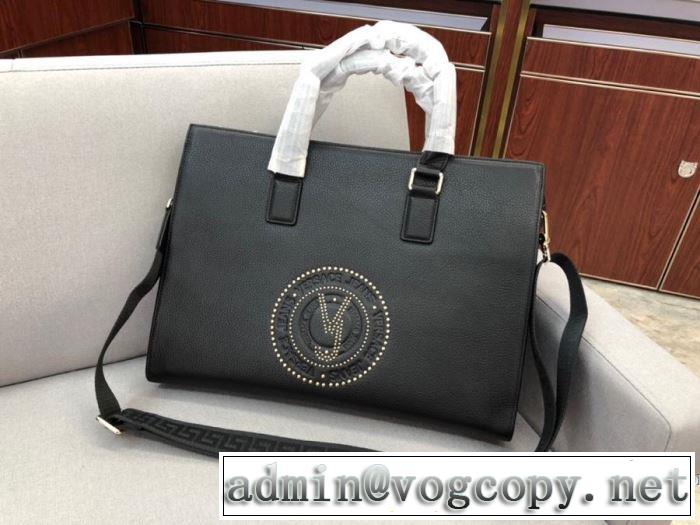 秋にこれがはやりそう ヴェルサーチ注目の秋ファッション一番 VERSACE ハンドバッグ 2019秋冬トレンド押さえておきたい