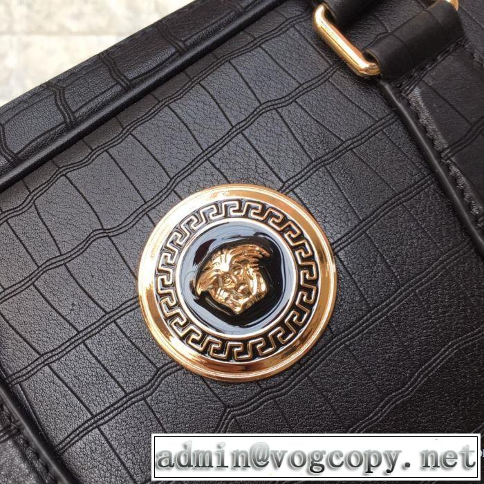 秋冬にお世話になる定番 ヴェルサーチVERSACE ハンドバッグ 【最新】2019年秋冬のトレンド速報