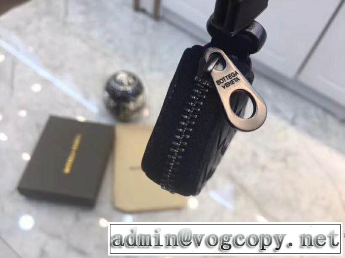 ボッテガ ヴェネタ BOTTEGA VENETA 財布 季節をまたい新作アイテム 2019年の夏のマスト