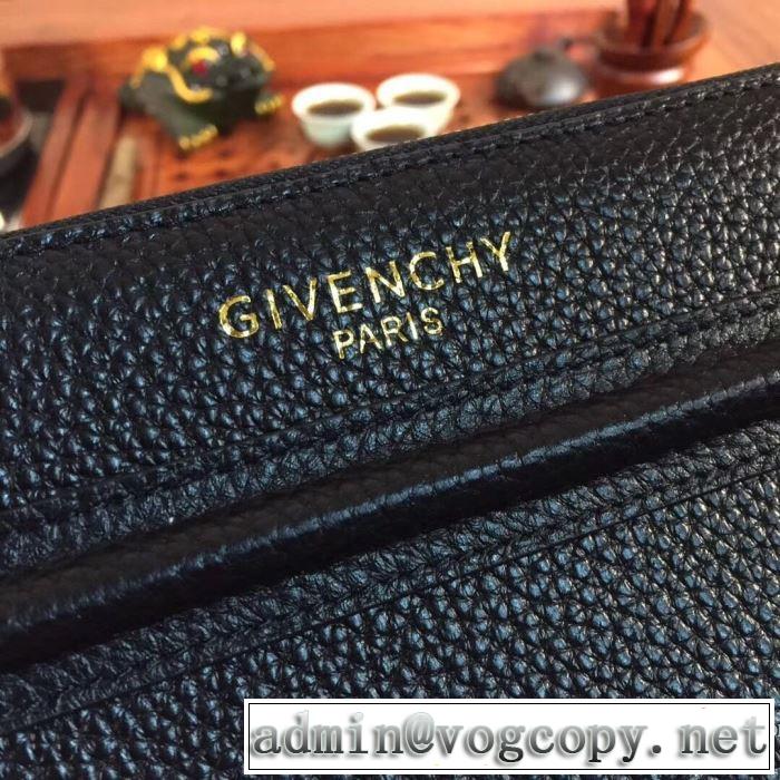 財布/ウォレット 人気ブランドの秋冬新色 ジバンシー 2019秋冬トレンド押さえておきたい GIVENCHY サイズのよさを感じる新作