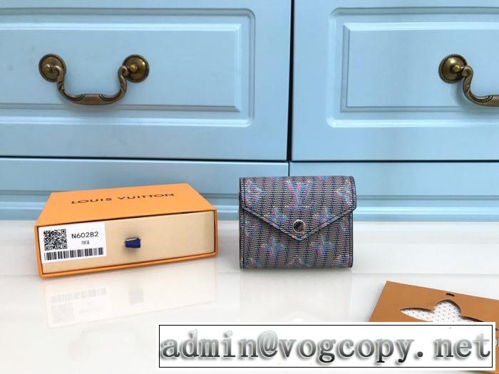 大人かわいい秋冬コーデを楽しみ ルイ ヴィトン LOUIS VUITTON 2019秋のファッショントレンドはこれ 財布/ウォレット