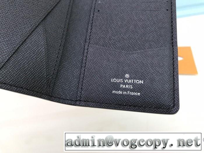 秋冬コーデと相性がいい ルイ ヴィトン おしゃれなファッションコーデ LOUIS VUITTON 財布/ウォレット 2019トレンド秋冬おすすめ安い