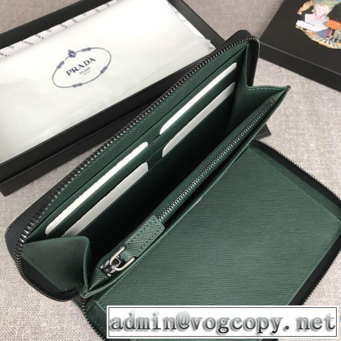2019-2020秋冬のファッション プラダ PRADA最新トレンドコーデおすすめ 財布/ウォレット おすすめする注目トレンド