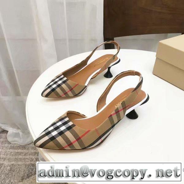 バーバリー BURBERRY ハイヒール 【2019春夏】最新コレクション 春夏シンプルファッションでOK！