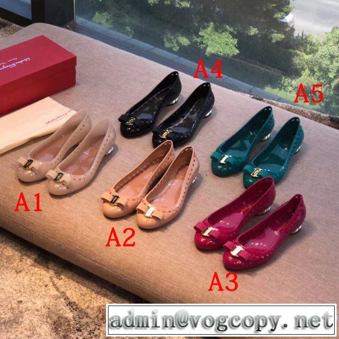 夏先に大活躍する 2019春夏の大注目トレンド サルヴァトーレフェラガモ FERRAGAMO ローファー 多色可選