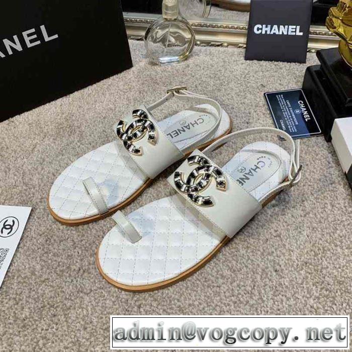 CH CH サンダル 《2019年》今、注目のストリート さわやか夏スタイル新品