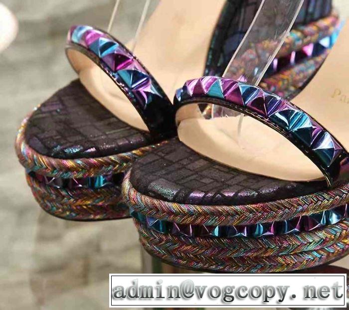 2019春夏も引き続きトレンド 春夏のトレンドアイテム クリスチャンルブタン Christian Louboutin サンダル