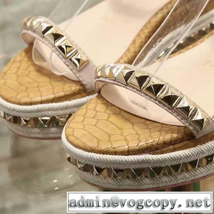 サンダル 2019年最新ファッション 春夏らしい爽やかさ クリスチャンルブタン Christian Louboutin