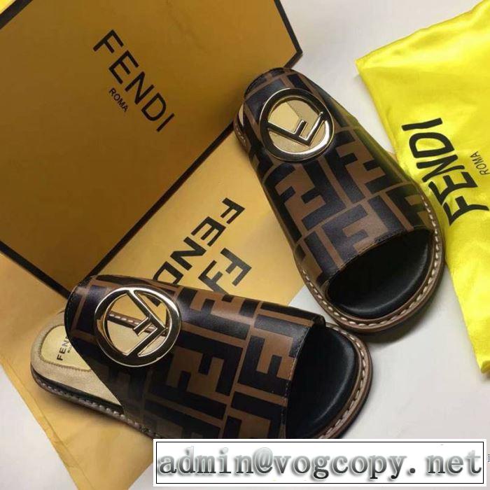 フェンディ FENDI サンダル 2019年春夏のトレンドアイテム クラシカルな雰囲気