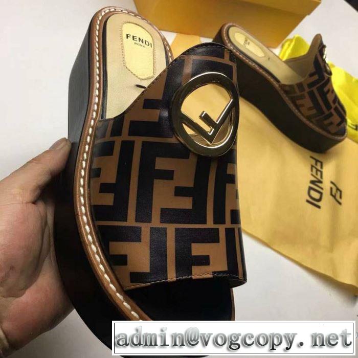 2019春夏も引き続きトレンド フェンディ FENDI サンダル 春夏！大人カジュアル