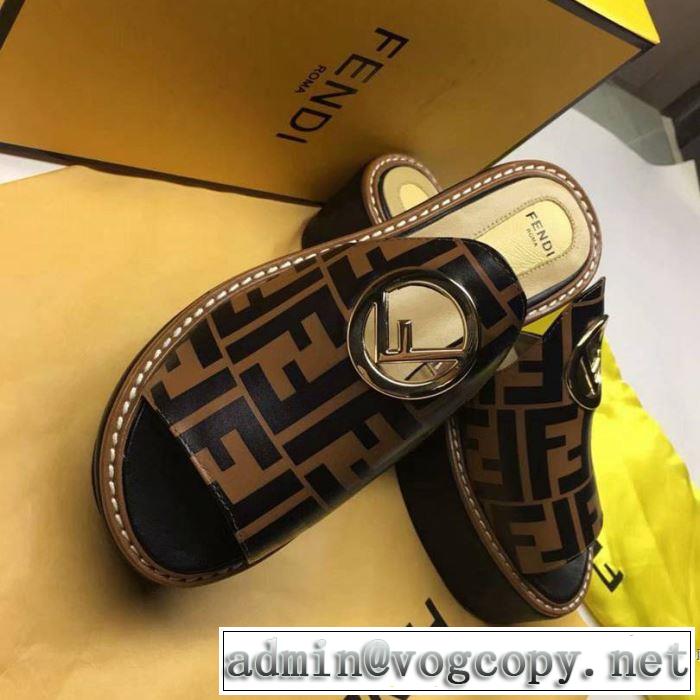 2019春夏も引き続きトレンド フェンディ FENDI サンダル 春夏！大人カジュアル