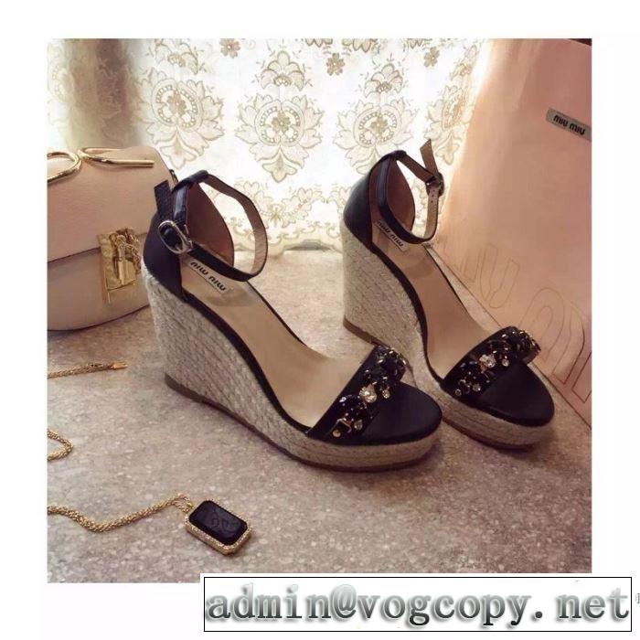 ミュウミュウ MIUMIU サンダル 4色可選 2019春夏も引き続きトレンド 春夏の流行りトップス