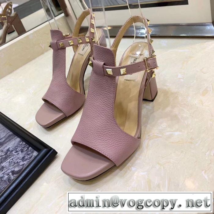 2019春夏のトレンド新商品 ヴァレンティノ VALENTINO サンダル 3色可選 今から夏まで活躍する