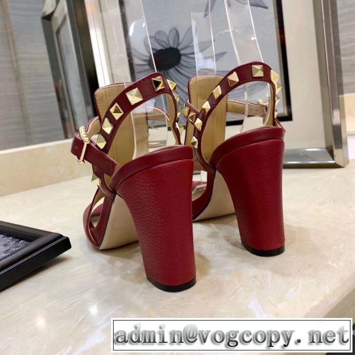 2019春夏のトレンド新商品 ヴァレンティノ VALENTINO サンダル 3色可選 今から夏まで活躍する