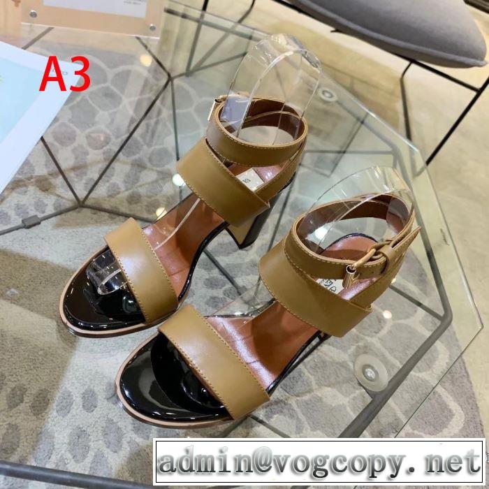 3色可選 サンダル 【2019春夏】最新コレクション 春夏を感じさせる ヴァレンティノ VALENTINO
