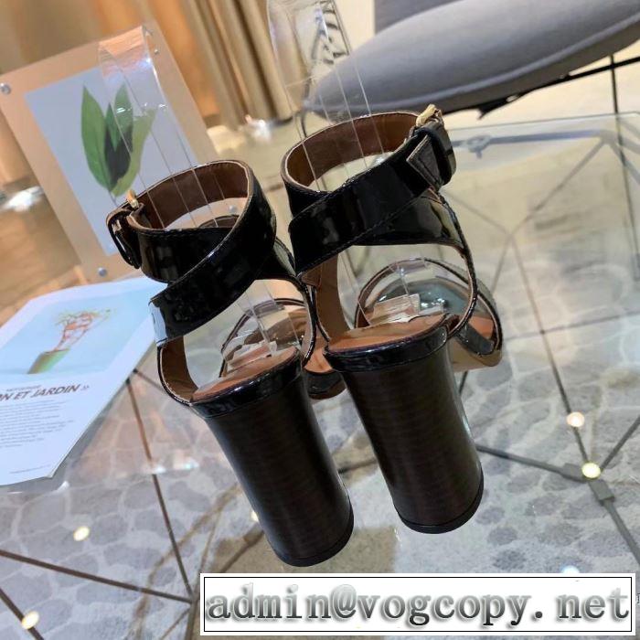 3色可選 サンダル 【2019春夏】最新コレクション 春夏を感じさせる ヴァレンティノ VALENTINO