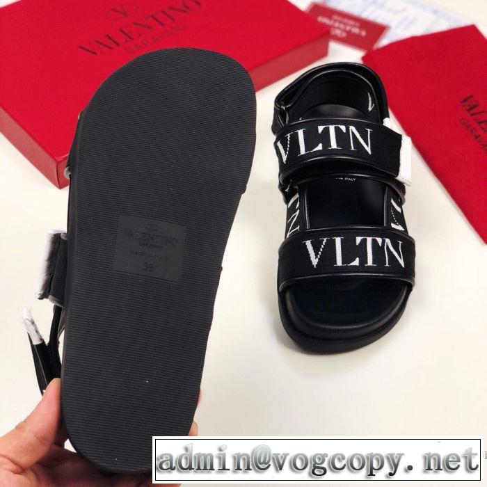 2019夏ファション新品 高級感が好評です ヴァレンティノ VALENTINO サンダル 2色可選 男女兼用