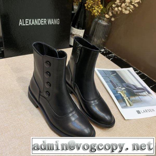 2019秋断然ブランド推し  レザーブーツ 秋冬コーデと相性がいい アレキサンダーワン ALEXANDER WANG おしゃれなファッションコーデ