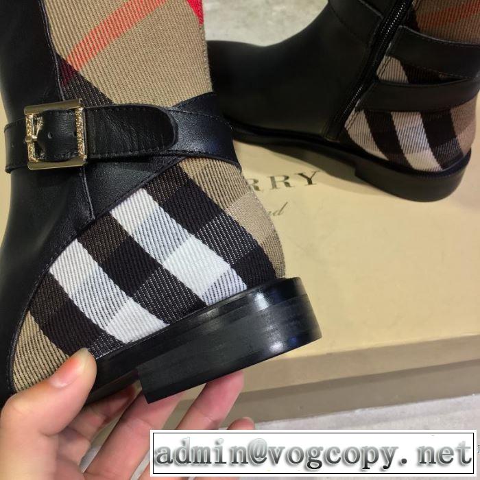 最重要！2019秋冬トレンド バーバリー BURBERRY 最新トレンドコーデおすすめ レザーブーツ 使いやすさのトレンド