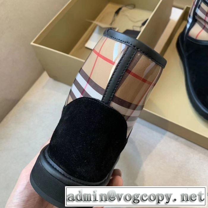 バーバリー カジュアルコーデオシャレ2色可選  BURBERRY 速報！2019年秋ファッショントレンド レザーブーツ 優しい色味がかわいい