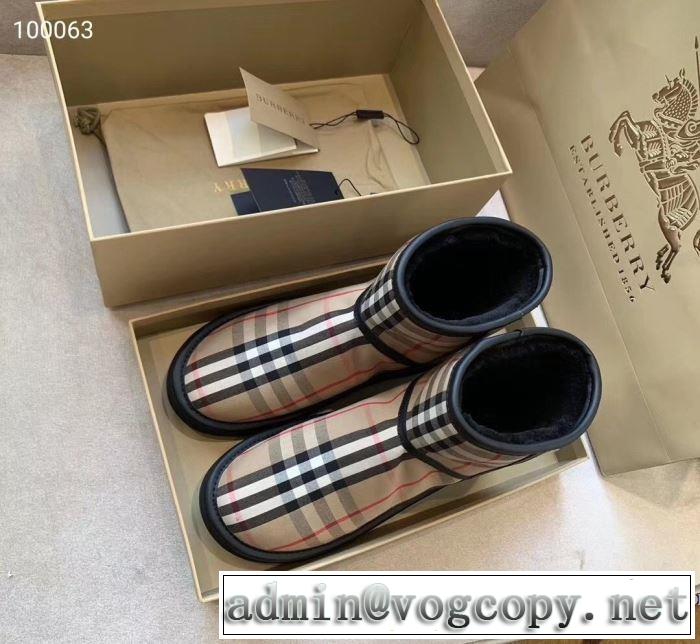 大人かわいい秋冬コーデを楽しみ バーバリー おしゃれ度アップ秋冬コレクション BURBERRY レザーブーツ 2019秋のファッショントレンドはこれ